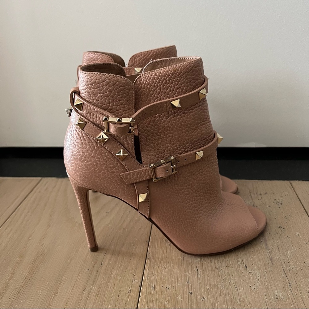 Valentino Rockstud Peep toe booties sz 36.5